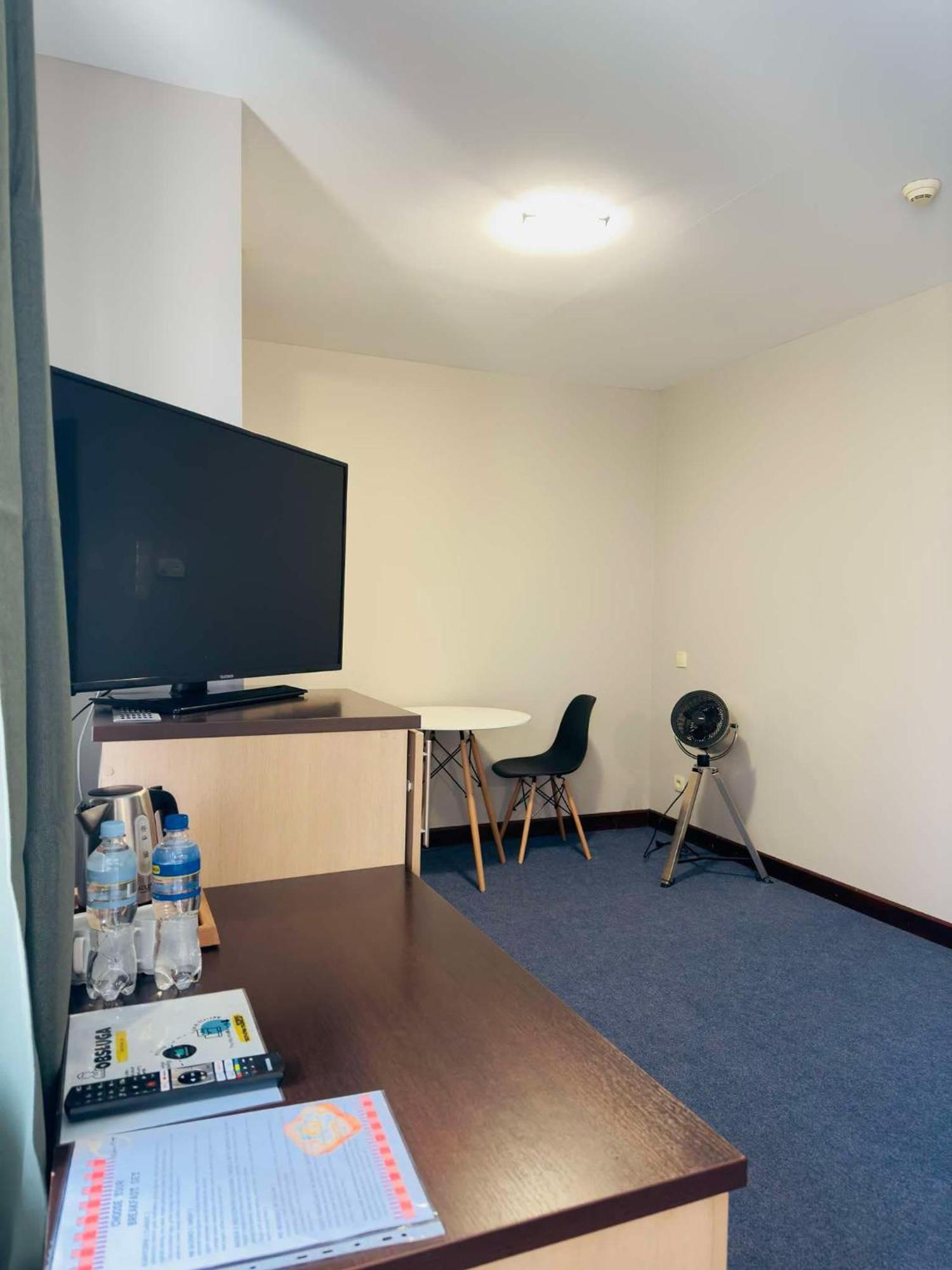 Magiczna Farma Hotel Obiady Maka I Magia Zambrow Exteriör bild