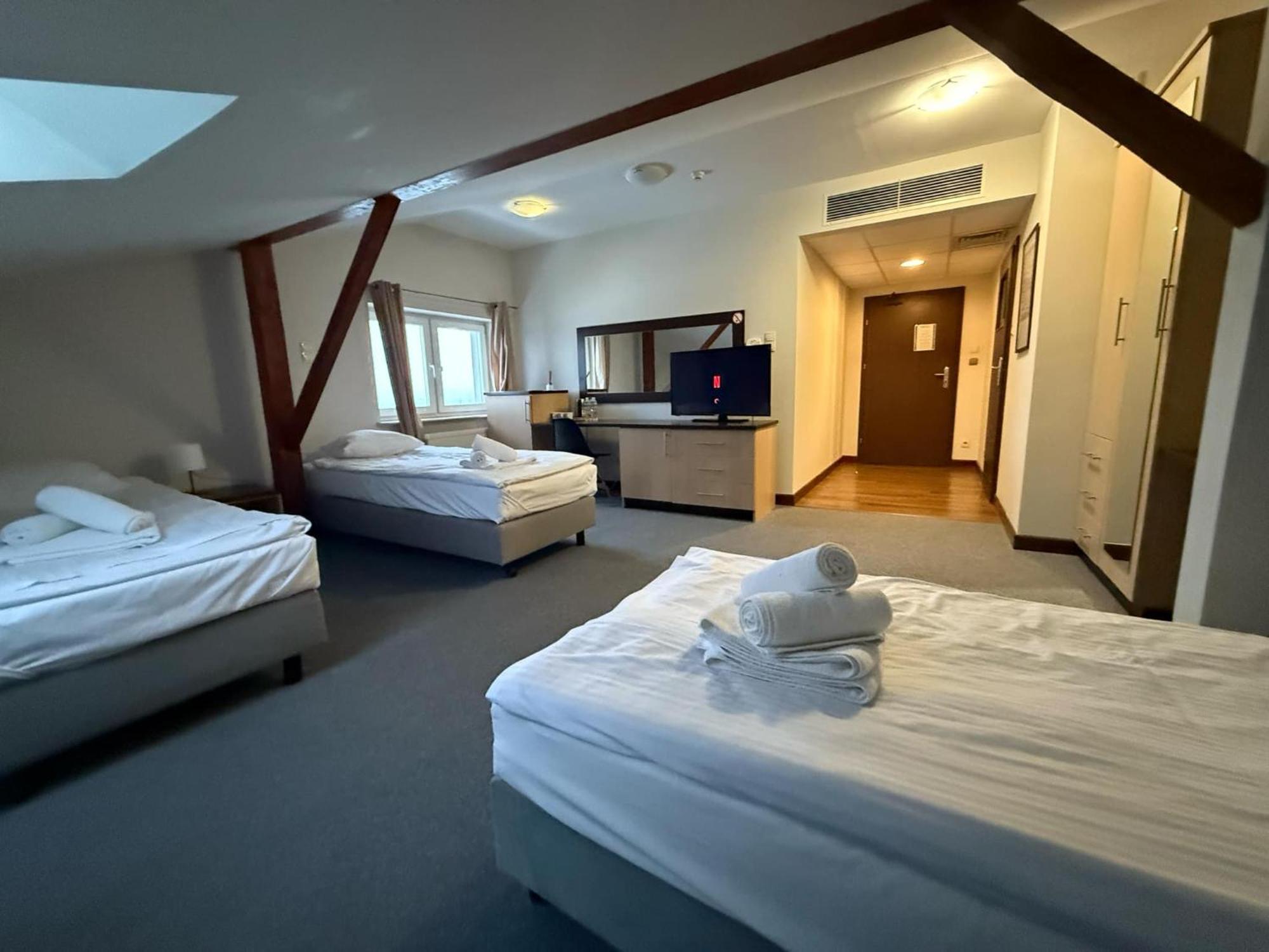 Magiczna Farma Hotel Obiady Maka I Magia Zambrow Exteriör bild