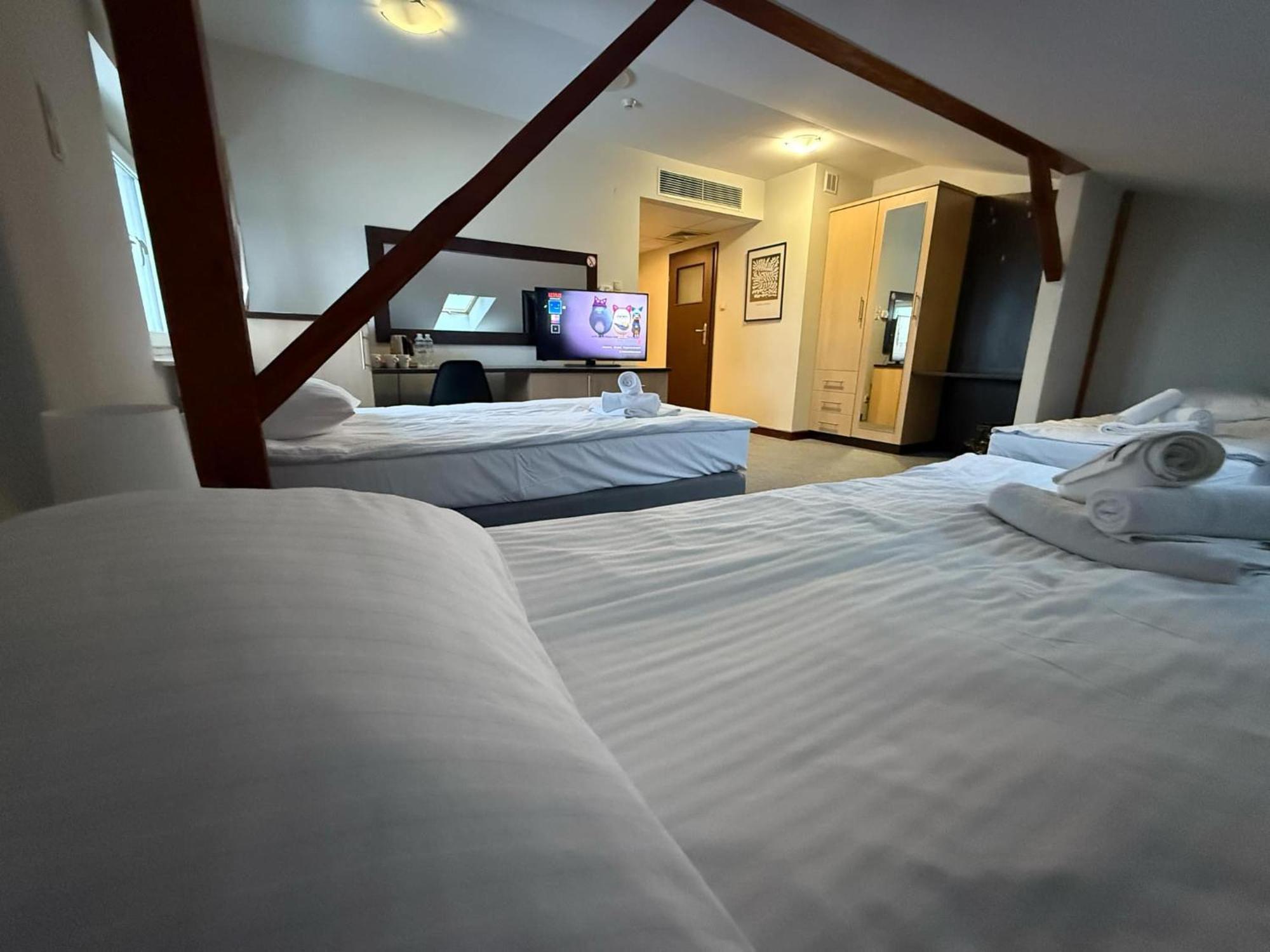 Magiczna Farma Hotel Obiady Maka I Magia Zambrow Exteriör bild